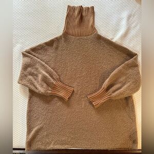 Aerie Offline Sweater , Oversized Sweater, Turtle Neck, Size M